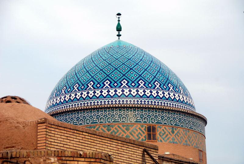 0353-雅茲德.星期五清真寺-設計者陵墓.屋頂特寫.JPG