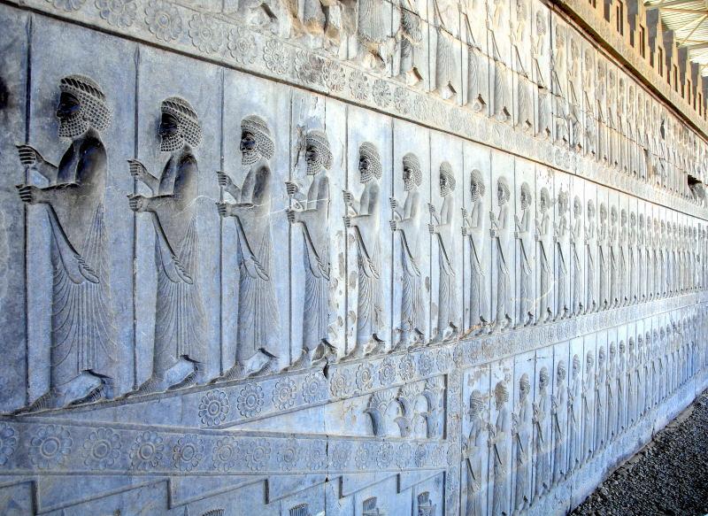 2438-波斯波利斯-大流士阿帕達納宮殿-雕像牆.JPG