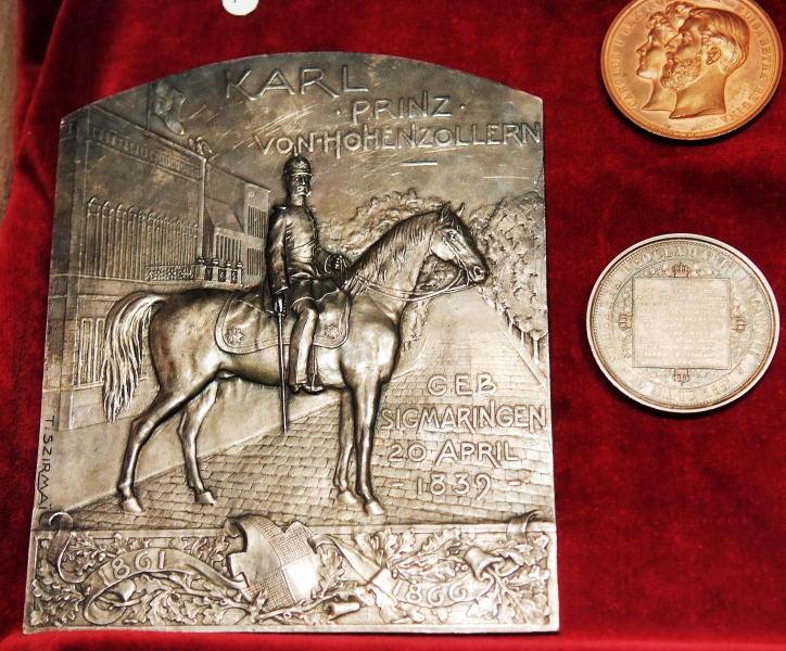 2552-佩雷斯城堡-內廳裝飾-紀念幣.JPG