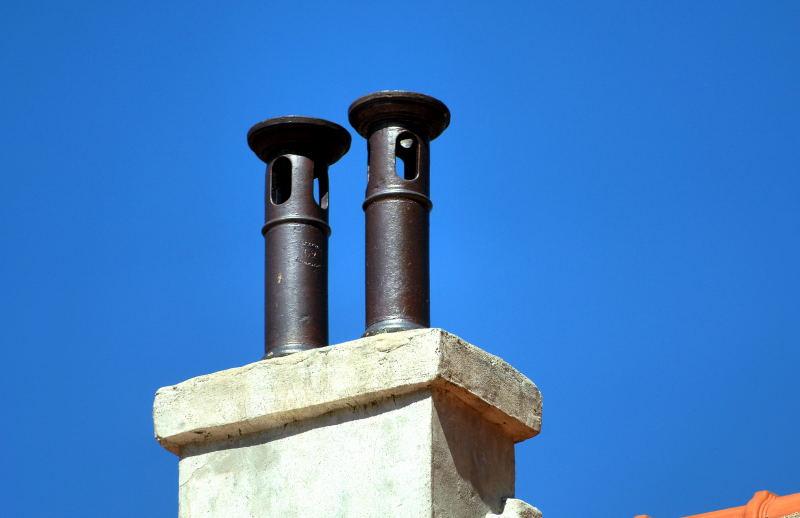 6788-黑山-柯托爾-舊城區-家庭小煙囪.JPG