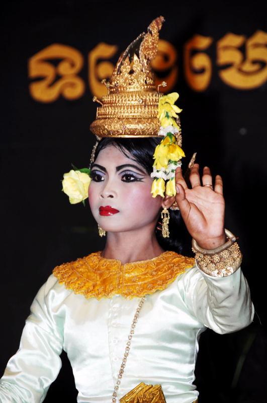 1011-柬埔寨的傳統歌舞.JPG