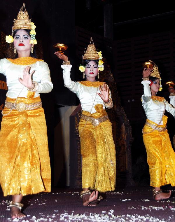 1029-柬埔寨的傳統歌舞.JPG