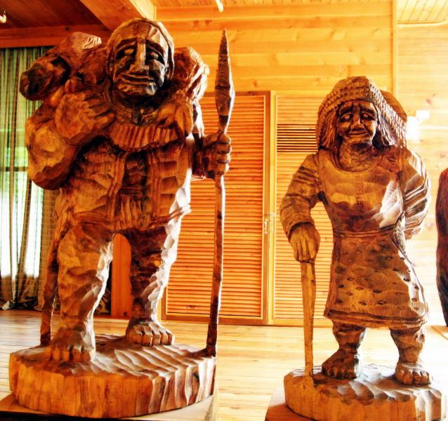 011-棲蘭山莊-原住民木雕