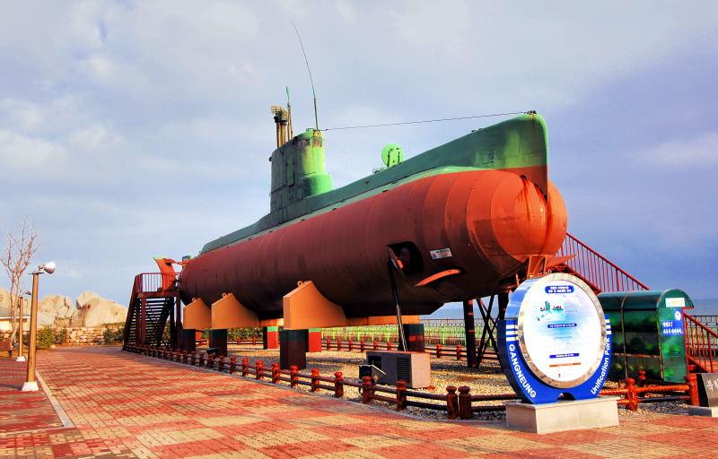 0459--潛艇公園-北韓潛艇