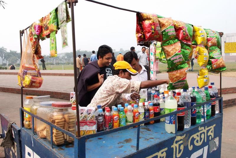 0406-孟加拉-零食攤販.JPG