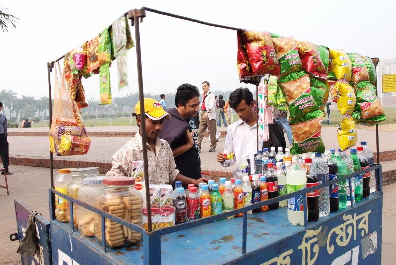 0407-孟加拉-零食攤販.JPG