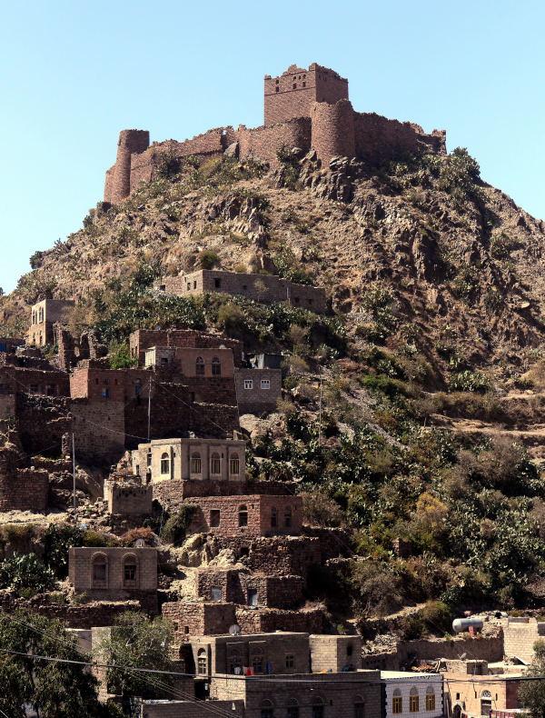 1055-伊布-巴丹山脈的城堡.JPG