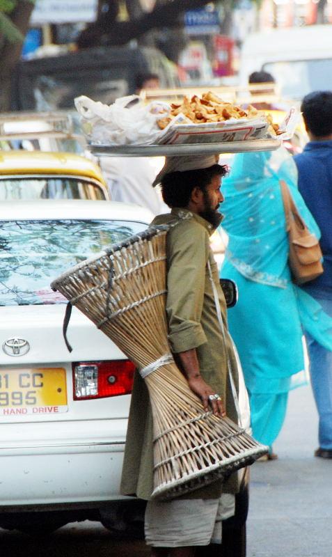 1004-孟買-塞車的攤販