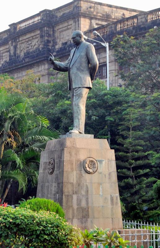 1031-孟買-路邊的銅像