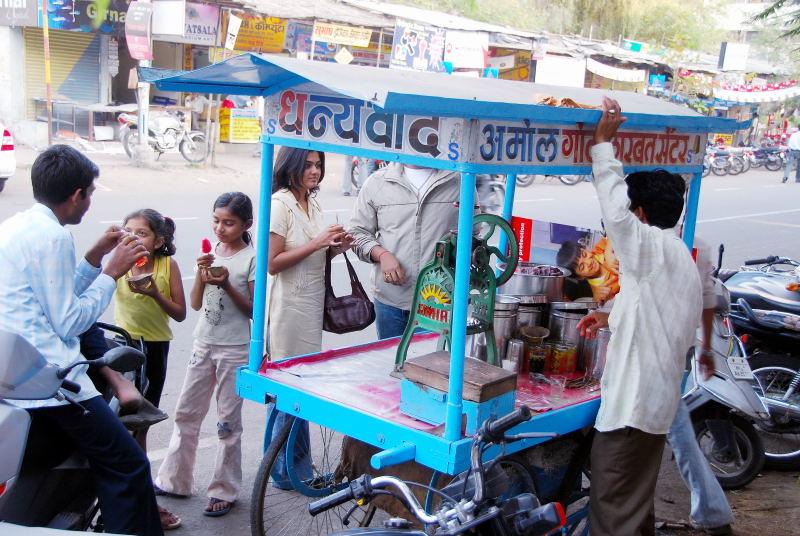 1501-奧蘭卡巴-路邊賣冰攤販