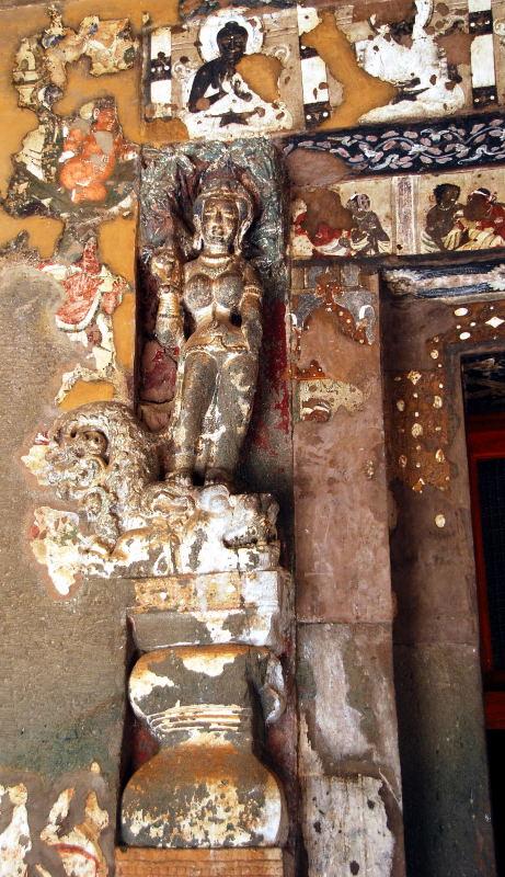 3049-阿姜塔石窟-16號洞窟彩繪雕飾.JPG