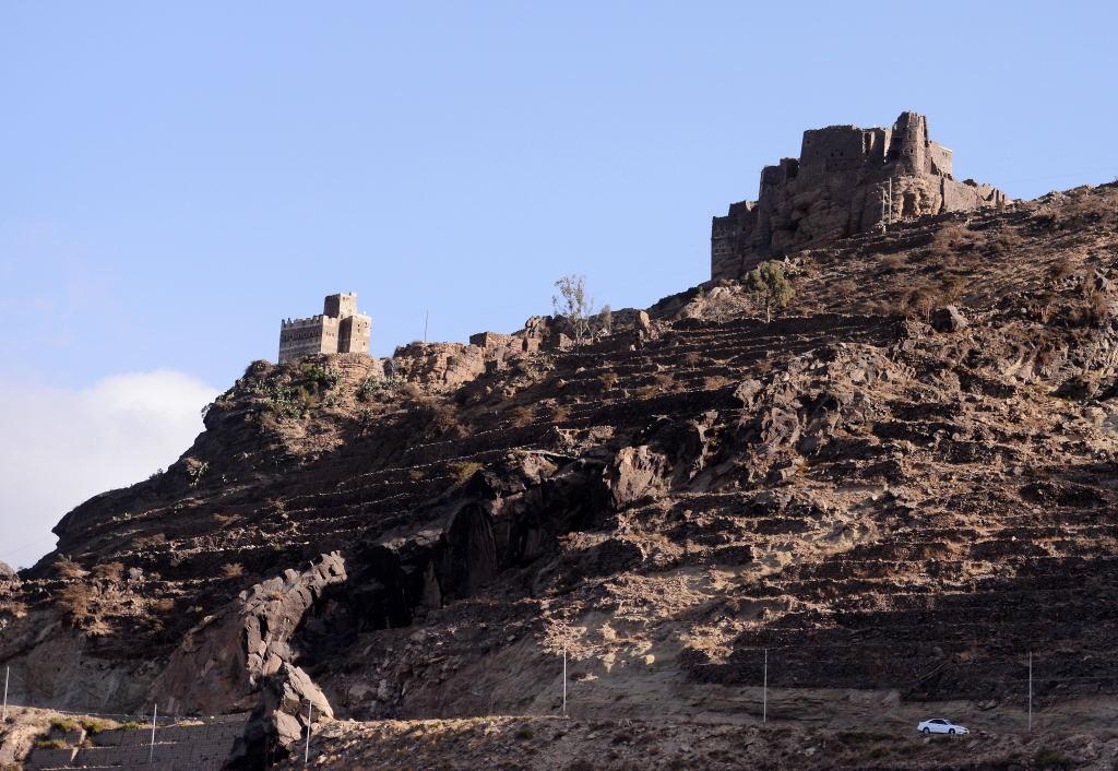 3413-哈加拉城堡下山的照片.JPG