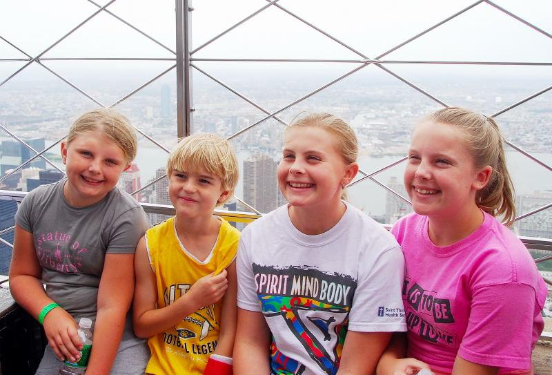 4535--紐約-帝國大廈-觀景層-小遊客.JPG
