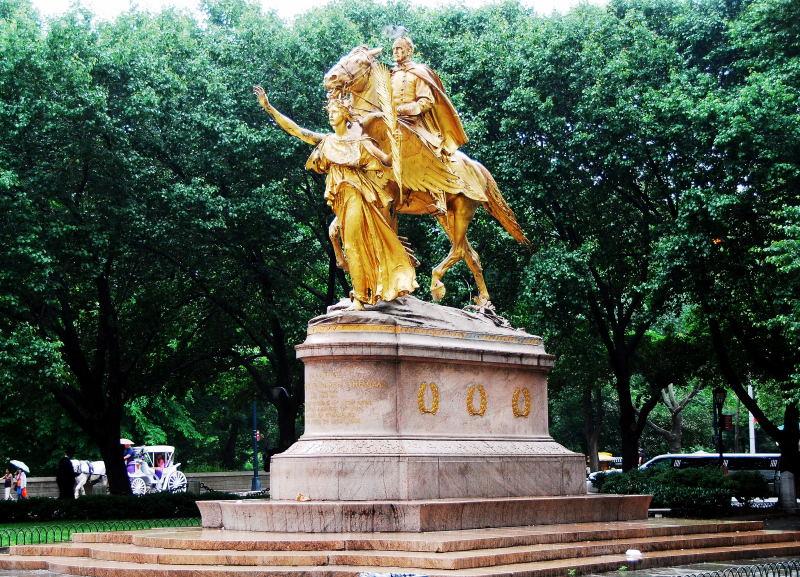 6266-紐約-中央公園.入口附近-雕像.JPG
