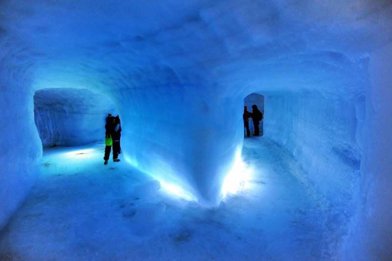 102-朗格冰川隧道