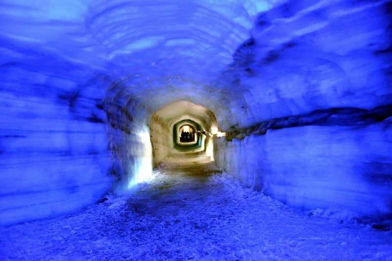 124-朗格冰川隧道