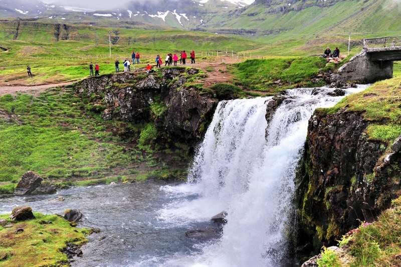 655-教堂山瀑布-冰島
