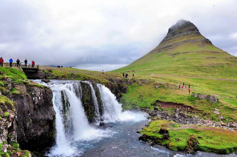 671-教堂山瀑布-冰島
