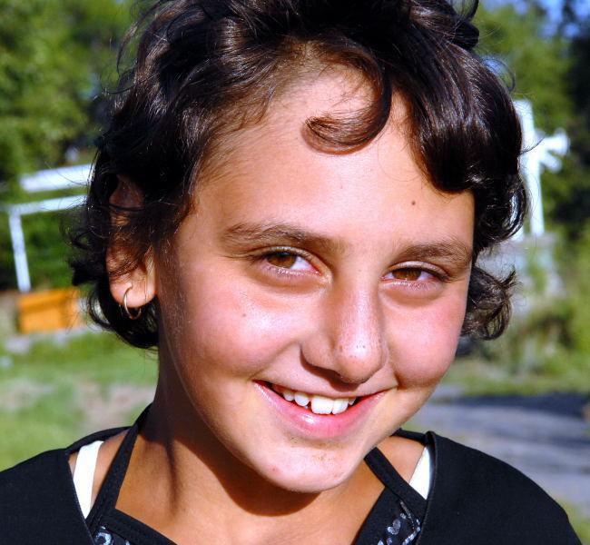 113-亞美尼亞-斯凡湖的少女