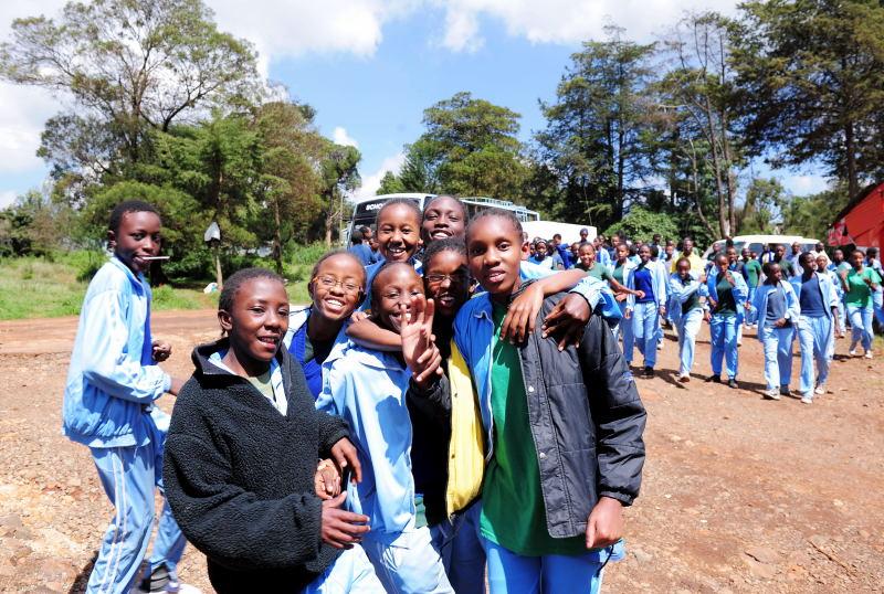 769-肯亞-湯姆森鎮-瀑布區學生