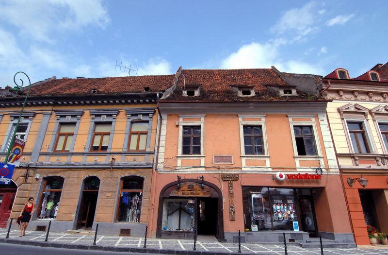 2108-布拉索夫-舊城區的建築群.JPG