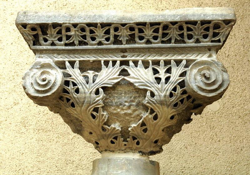 817-伊斯坦堡-考古博物館-神廟柱頭