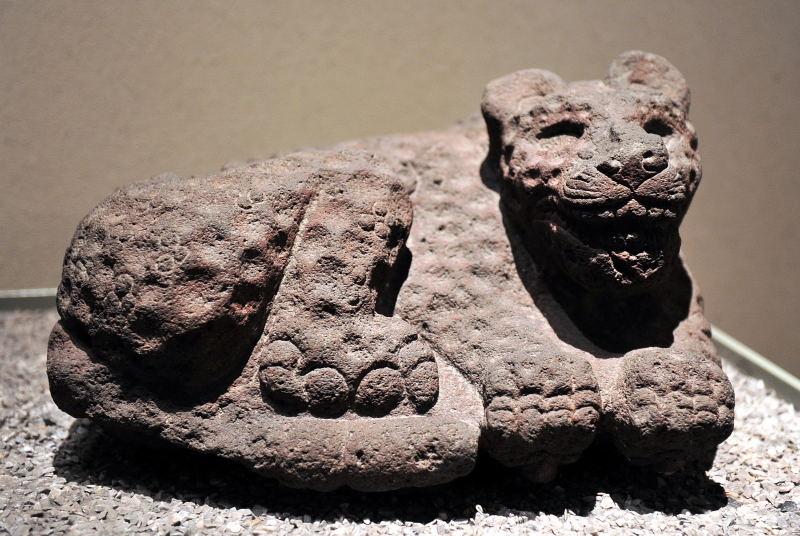 2125-考古博物館-獅子雕像