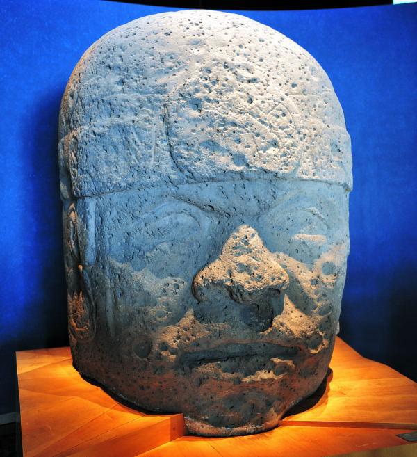 2160-考古博物館-奧爾梅克巨石頭像