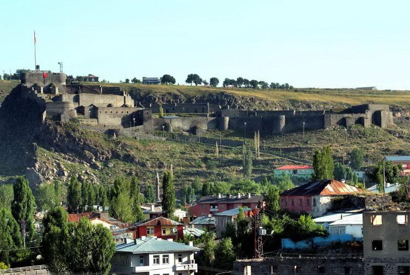 1117-東土耳其-卡爾斯市-舊城牆