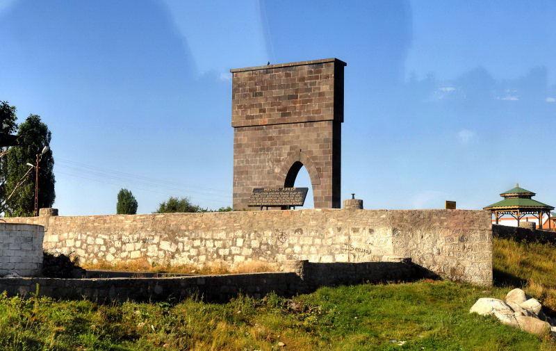 1121-東土耳其-卡爾斯市-舊城牆