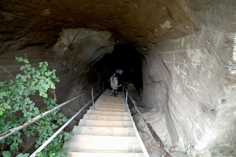 10025-喬治亞-烏普利斯岩城-逃生隧道.JPG