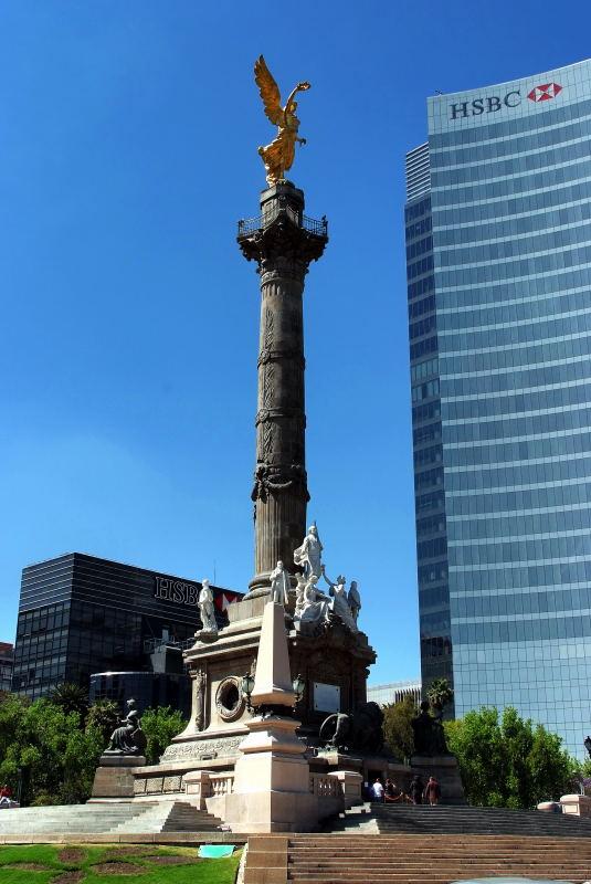 2419-墨西哥市-安全島雕像