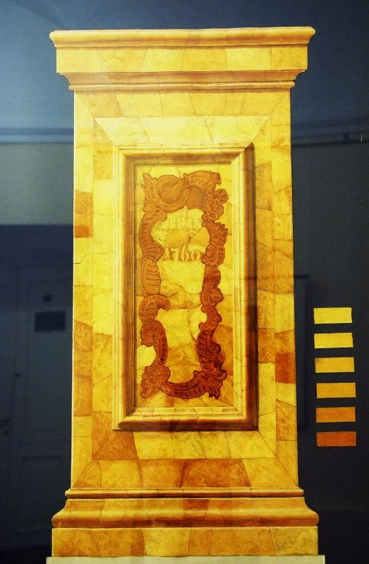 1224-凱薩琳宮-貼琥珀柱子.JPG