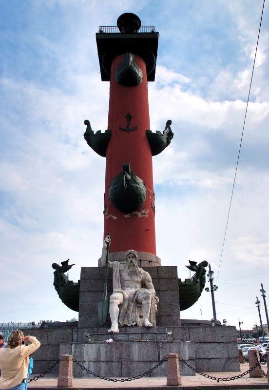 1304-聖彼德堡-瓦西里島-船頭形圓柱.JPG