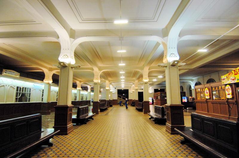 1848-聖彼得堡-火車站-北站候車室.JPG