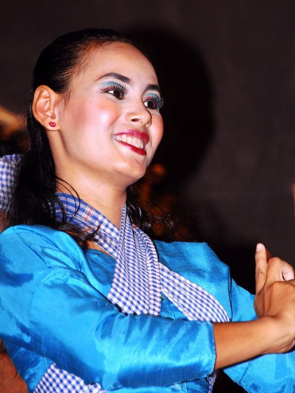 0998-柬埔寨的傳統歌舞.JPG