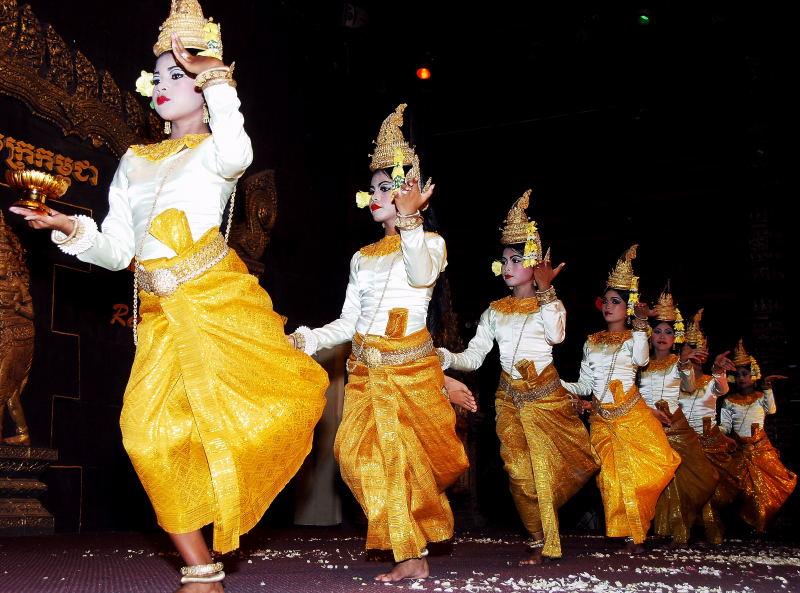 1028--柬埔寨的傳統歌舞.JPG