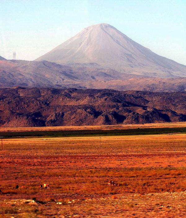 1901-東土耳其-多烏貝雅奇特-小亞拉拉山黃昏.JPG