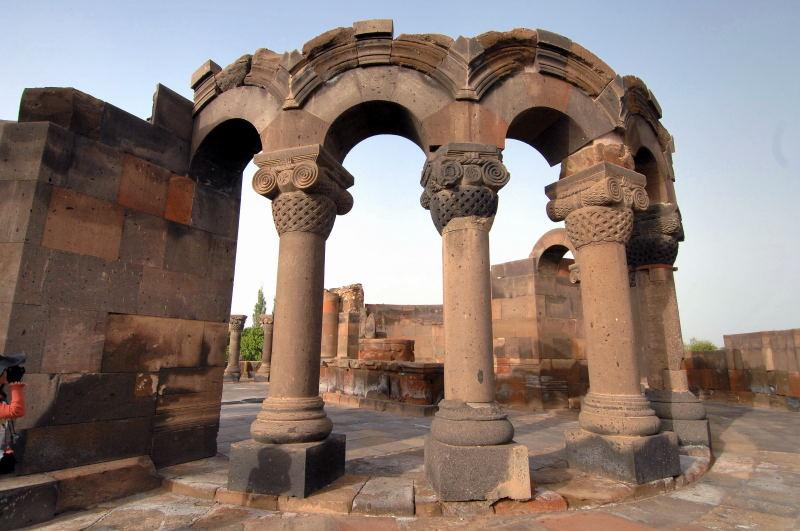 12192-亞美尼亞-茲瓦爾特諾茲大教堂遺址.JPG