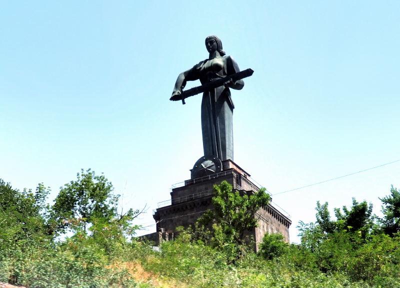 12501-亞美尼亞母親雕像