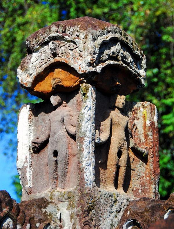 1406-涅盤宮-婆羅門廟頂裝飾.JPG