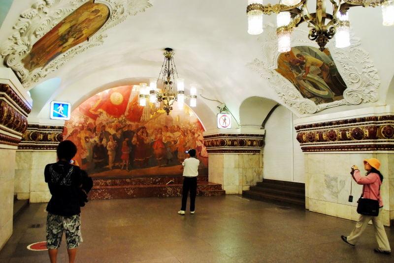 6284-莫斯科地鐵站-地下車站-馬賽克畫.JPG