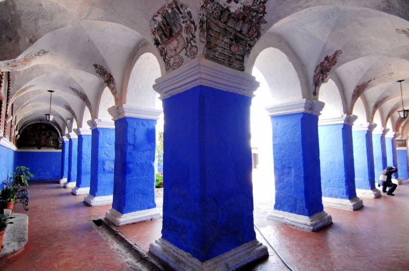 1335-聖塔卡塔琳納修道院-迴廊.JPG