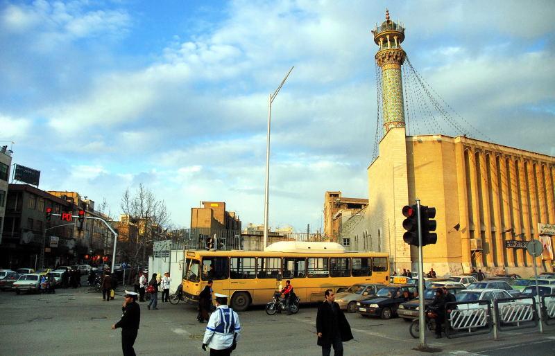 8152-車拍-德黑蘭街頭建築-清真寺