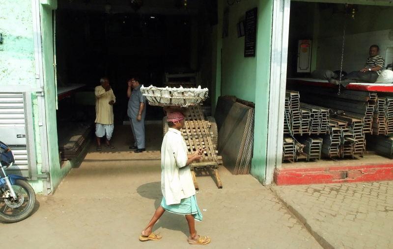 0551-加爾各達-趕早市的攤商