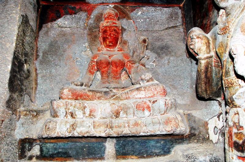 1888-愛羅拉石窟-佛教區-12號洞窟-大雄寶殿內部眾神