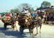 54.往阿格拉的車拍照片(上)_On the way to Agra
