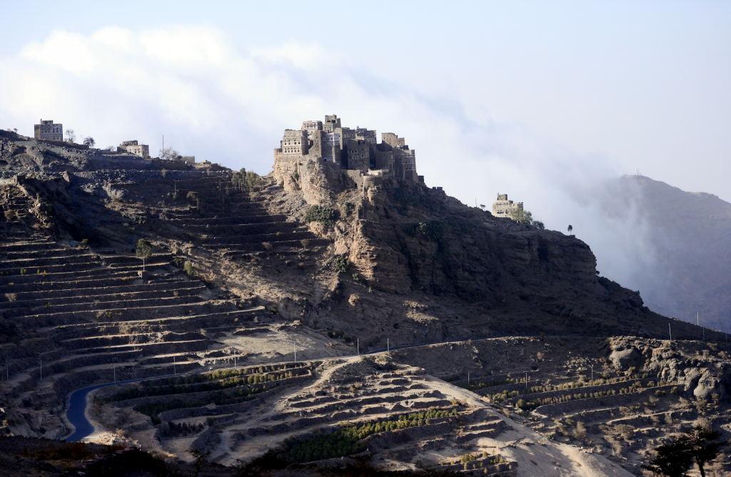 3410-哈加拉城堡下山的照片.JPG