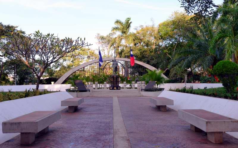 1392-尼加拉瓜-台灣大使館-中山公園.JPG