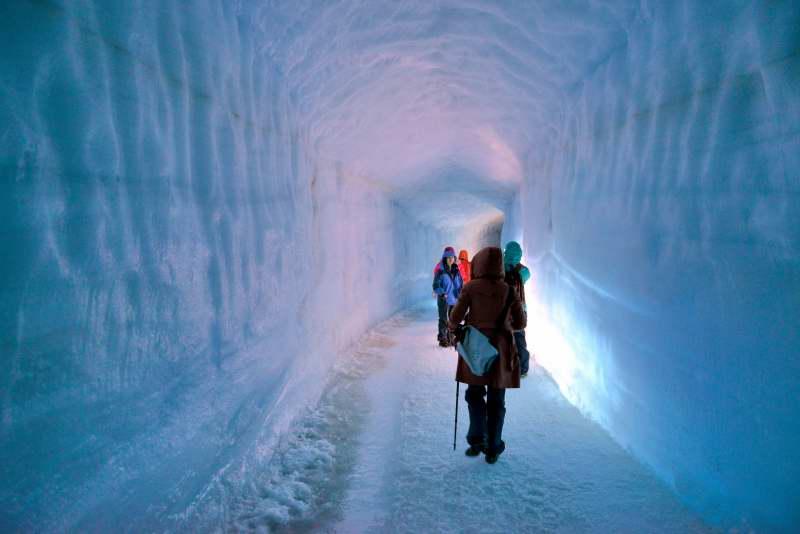 143-朗格冰川隧道